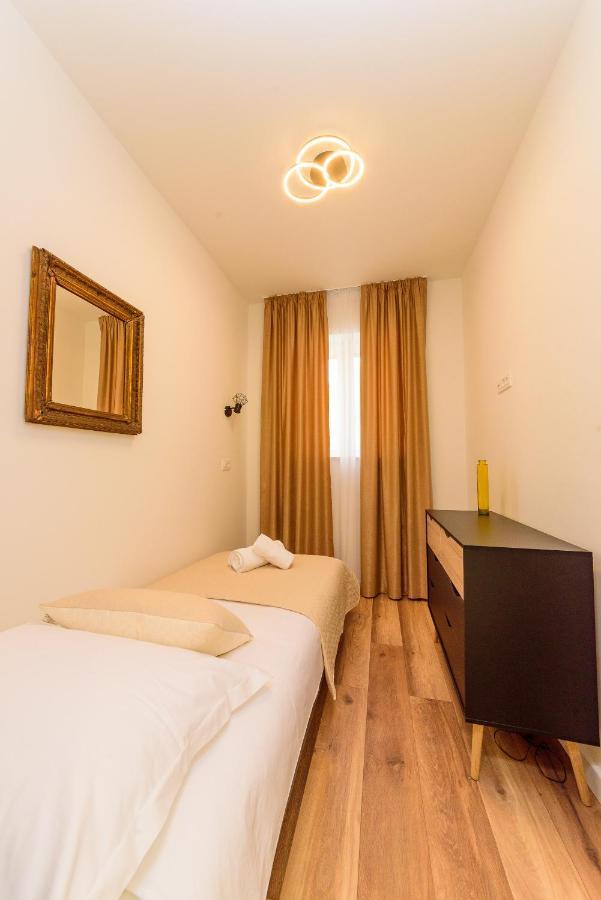 Apartmani Bokin Бол Екстериор снимка