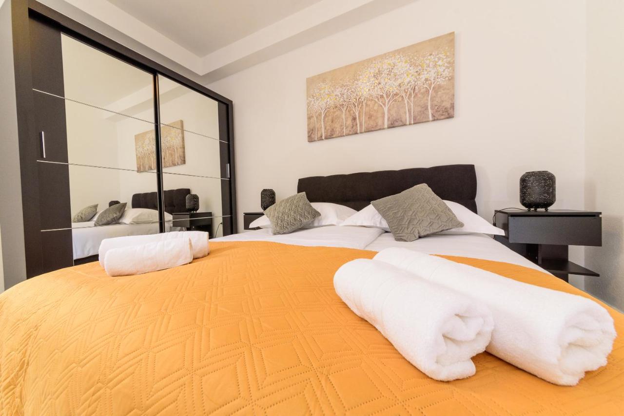 Apartmani Bokin Бол Екстериор снимка